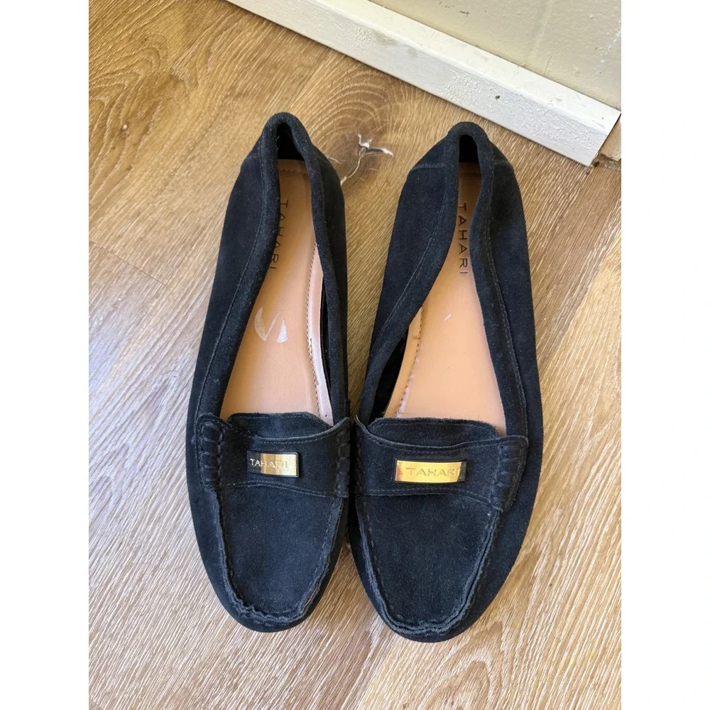 Tahari Marilu Loafers Womens 8.5 Black Suede Leather Slip On Flats Gold Logo